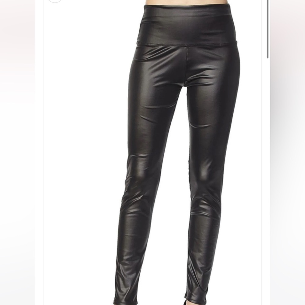 Faux leather leggings
